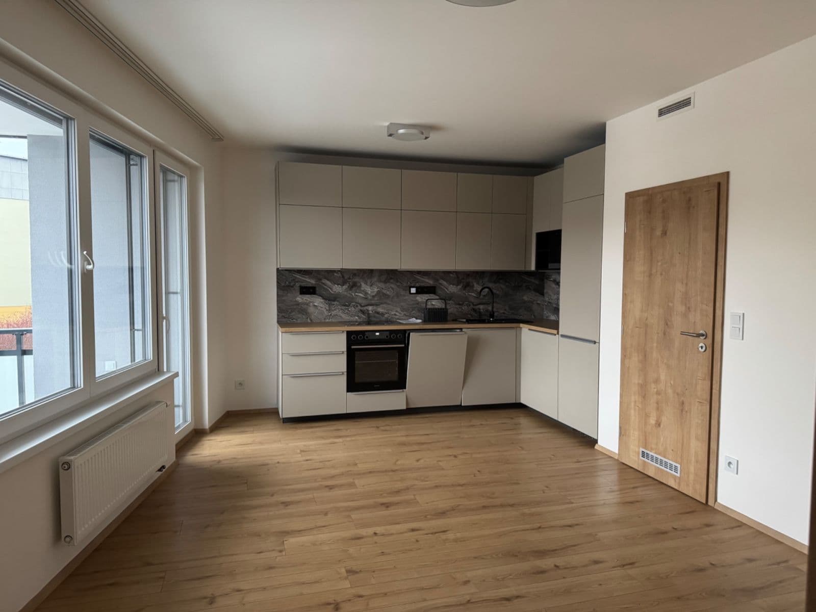 Pronájem bytu 2+1 53 m², Františka Diviše, Praha, Praha Pronájem bytu 2+1 53 m², Františka Diviše, Praha, Praha