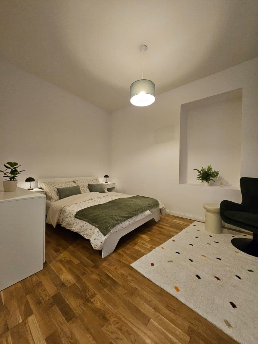 Pronájem bytu 1+kk 35 m², Petrská, Praha, Praha Pronájem bytu 1+kk 35 m², Petrská, Praha, Praha