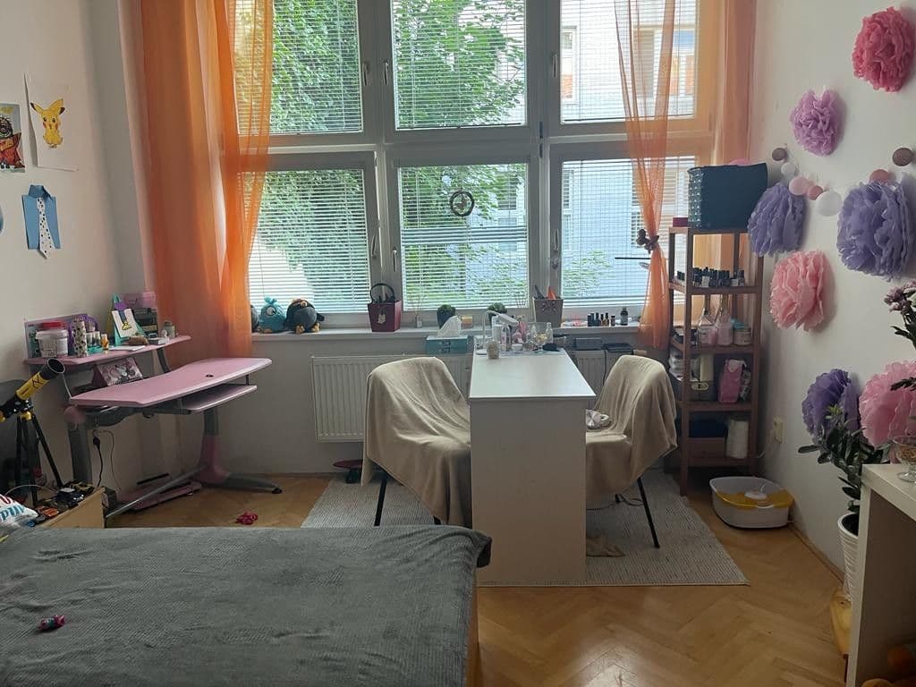 Pronájem bytu 2+1 70 m², Dolní náměstí, Olomouc, Olomoucký kraj Pronájem bytu 2+1 70 m², Dolní náměstí, Olomouc, Olomoucký kraj