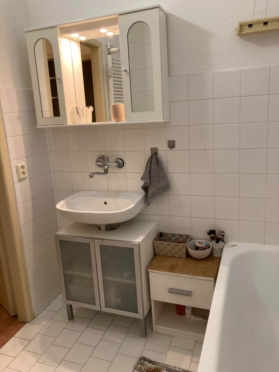 Pronájem bytu 2+1 70 m², Dolní náměstí, Olomouc, Olomoucký kraj Pronájem bytu 2+1 70 m², Dolní náměstí, Olomouc, Olomoucký kraj