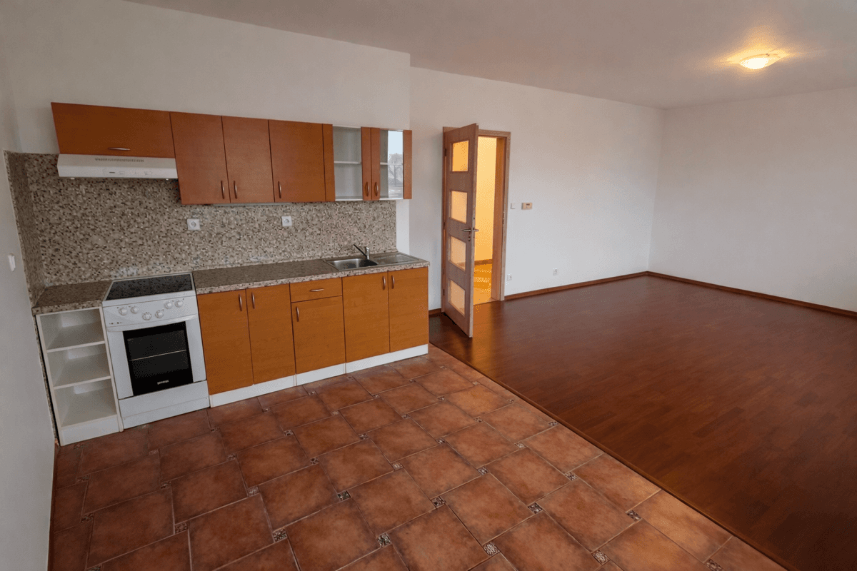 Pronájem bytu 2+kk 67 m², Sokolská, Znojmo, Jihomoravský kraj Pronájem bytu 2+kk 67 m², Sokolská, Znojmo, Jihomoravský kraj