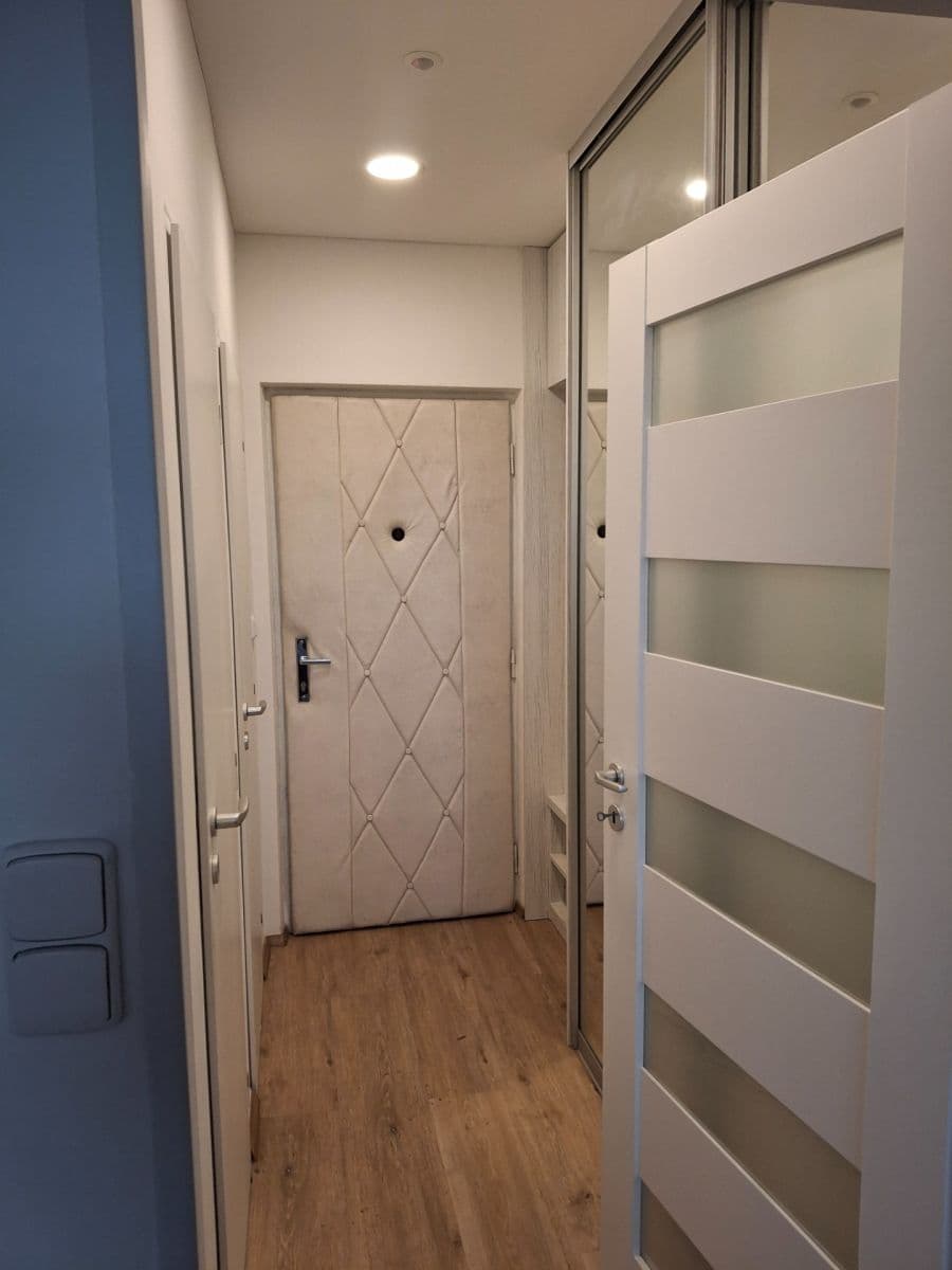 Pronájem bytu 1+kk 26 m², Jahodová, Praha, Praha Pronájem bytu 1+kk 26 m², Jahodová, Praha, Praha