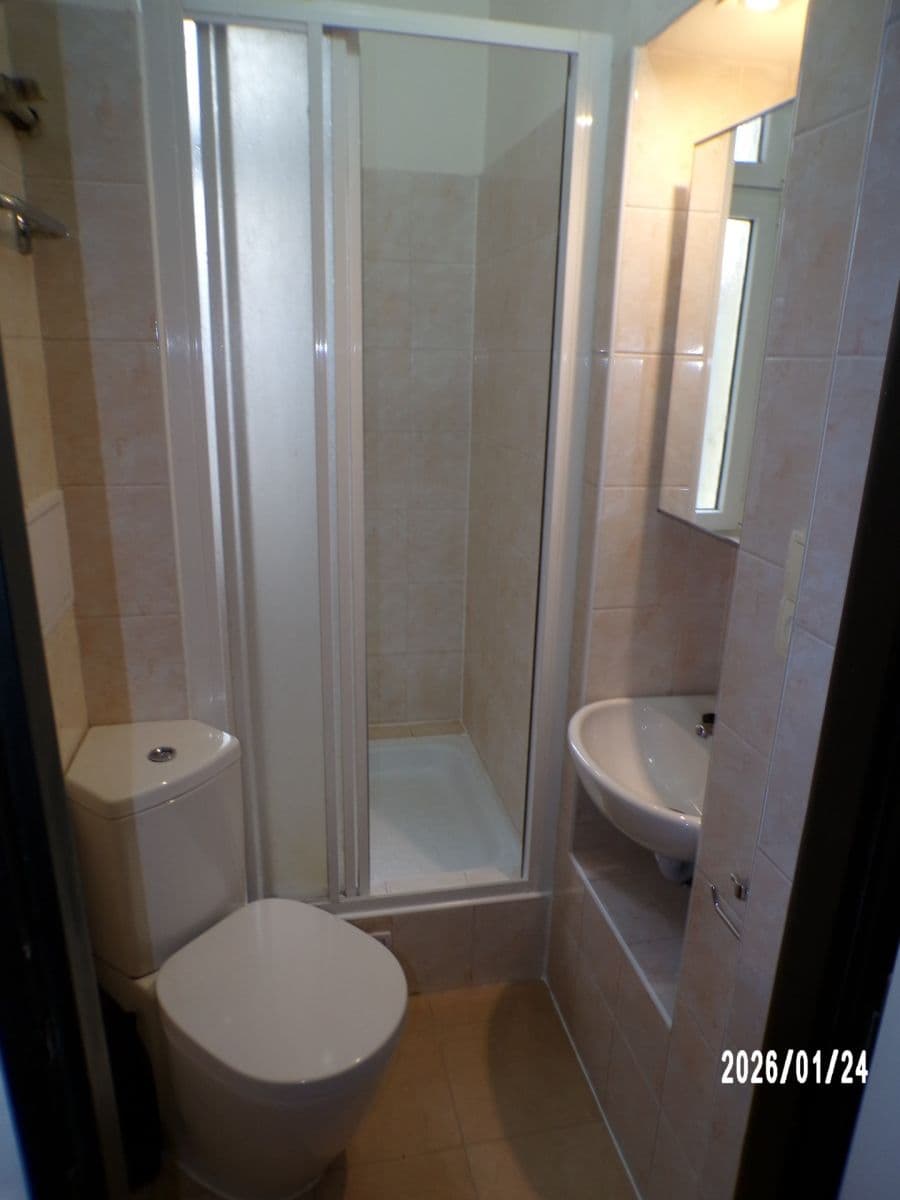 Pronájem bytu 1+1 40 m², Českomoravská, Praha, Praha Pronájem bytu 1+1 40 m², Českomoravská, Praha, Praha