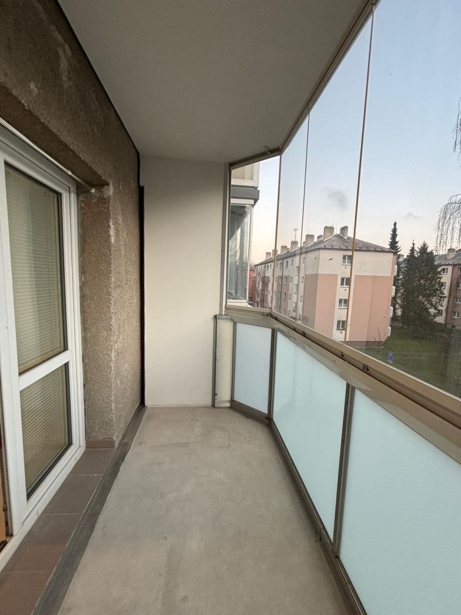 Pronájem bytu 1+1 36 m², Gurťjevova, Ostrava, Moravskoslezský kraj Pronájem bytu 1+1 36 m², Gurťjevova, Ostrava, Moravskoslezský kraj