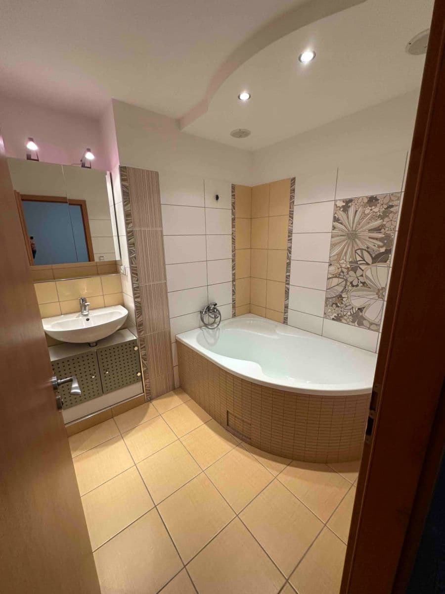 Pronájem bytu 2+1 68 m², Hornická, Dubňany, Jihomoravský kraj Pronájem bytu 2+1 68 m², Hornická, Dubňany, Jihomoravský kraj