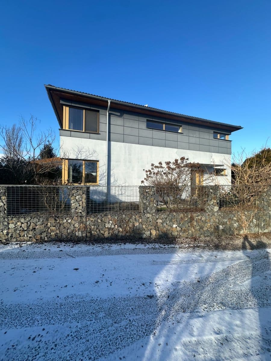 Pronájem domu 170 m², pozemek 980 m², Sluneční, Velké Přítočno, Středočeský kraj Pronájem domu 170 m², pozemek 980 m², Sluneční, Velké Přítočno, Středočeský kraj