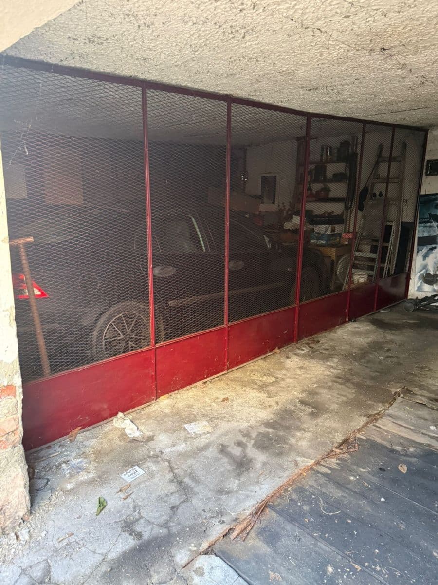 Pronájem garáže 20 m², Sokolská třída, Ostrava, Moravskoslezský kraj Pronájem garáže 20 m², Sokolská třída, Ostrava, Moravskoslezský kraj