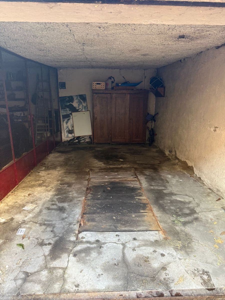 Pronájem garáže 20 m², Sokolská třída, Ostrava, Moravskoslezský kraj Pronájem garáže 20 m², Sokolská třída, Ostrava, Moravskoslezský kraj