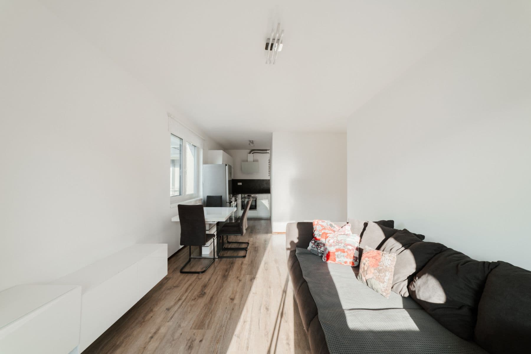 Pronájem bytu 2+kk 63 m², Škrábkových, Praha, Praha Pronájem bytu 2+kk 63 m², Škrábkových, Praha, Praha