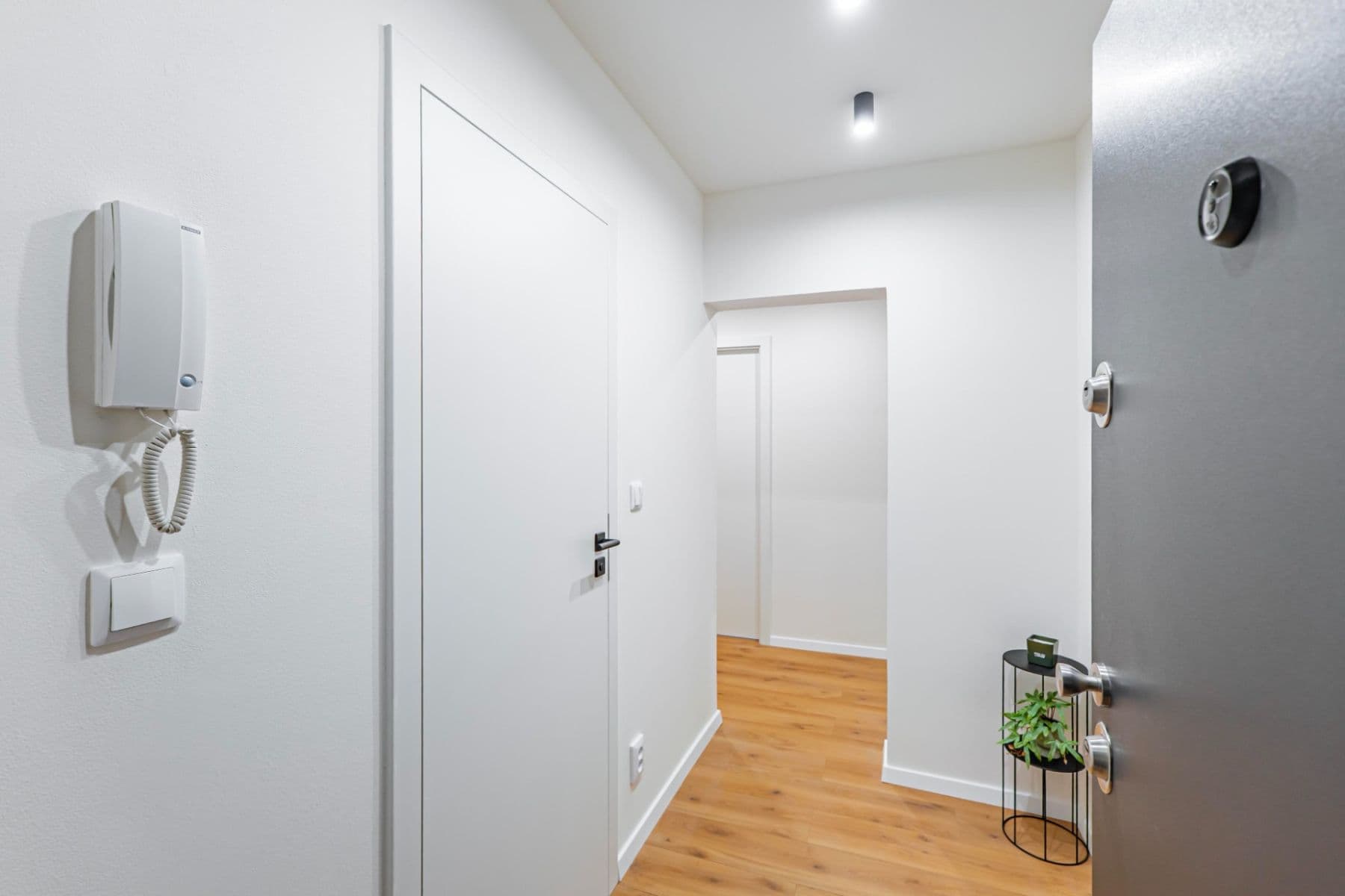 Prodej bytu 2+kk 44 m², Ciolkovského, Praha, Praha Prodej bytu 2+kk 44 m², Ciolkovského, Praha, Praha