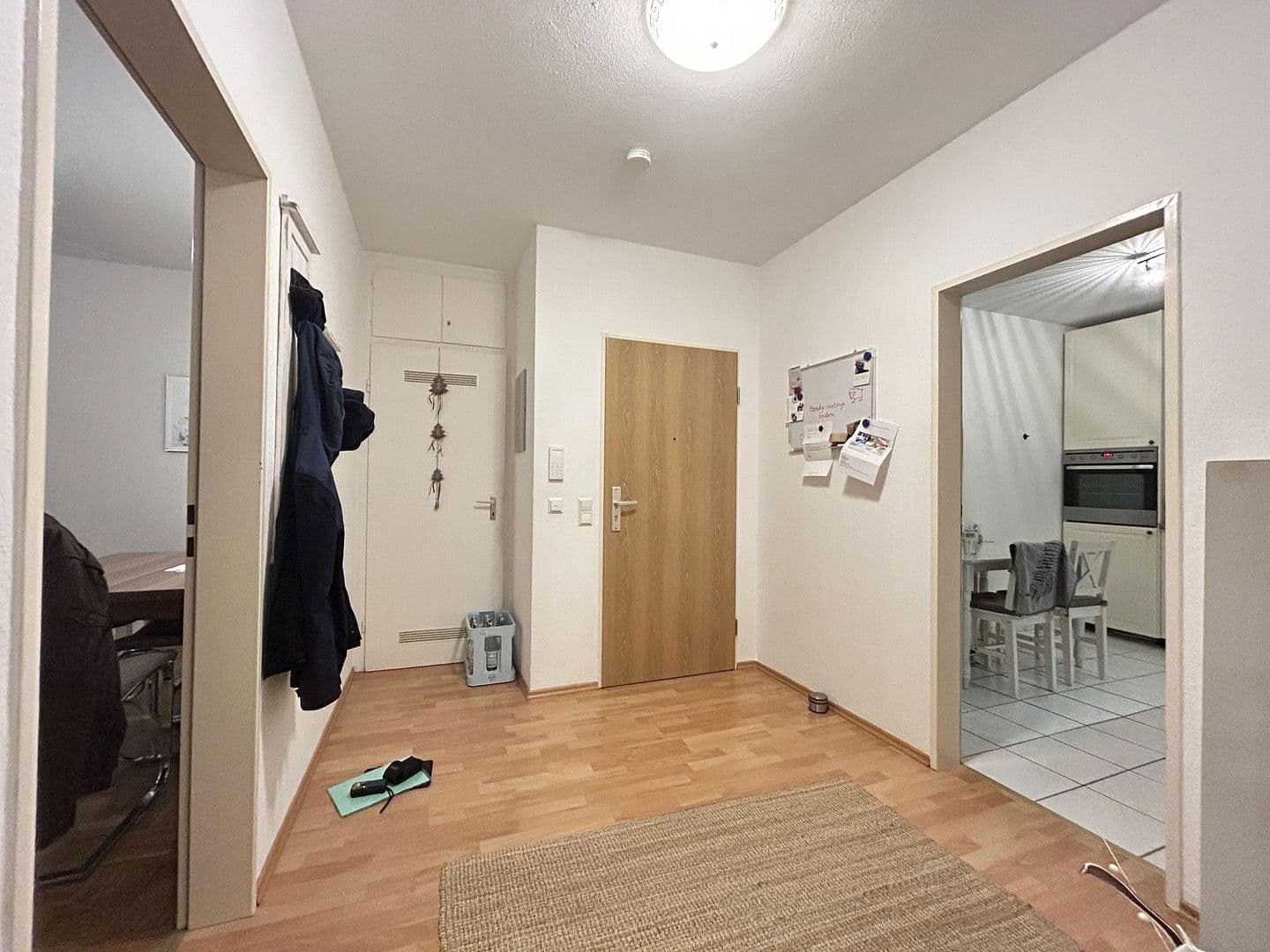 Pronájem bytu 3+1 80 m², Otto-Brenner-Straße 142, Bielefeld, Severní Porýní-Vestfálsko Pronájem bytu 3+1 80 m², Otto-Brenner-Straße 142, Bielefeld, Severní Porýní-Vestfálsko