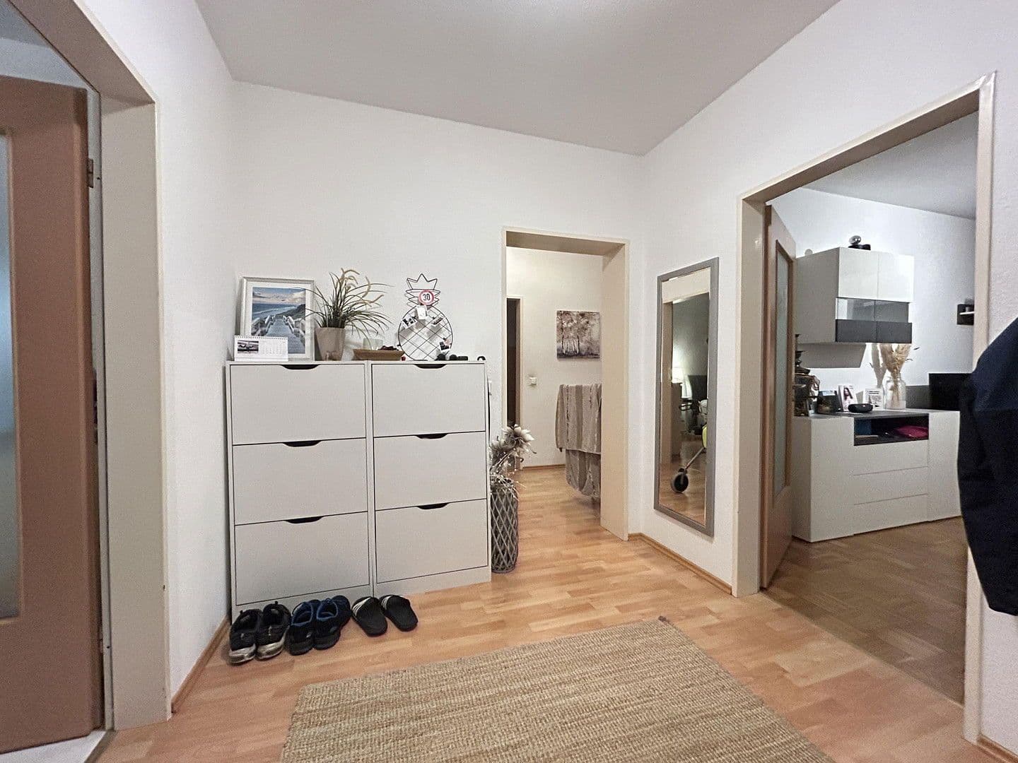 Pronájem bytu 3+1 80 m², Otto-Brenner-Straße 142, Bielefeld, Severní Porýní-Vestfálsko Pronájem bytu 3+1 80 m², Otto-Brenner-Straße 142, Bielefeld, Severní Porýní-Vestfálsko