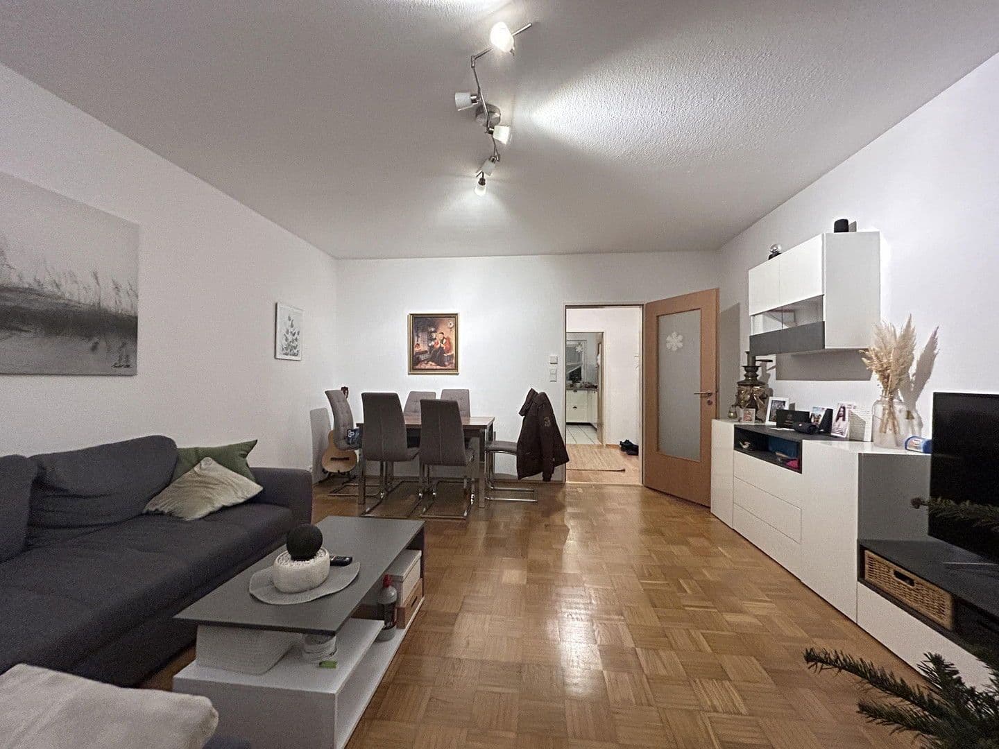Pronájem bytu 3+1 80 m², Otto-Brenner-Straße 142, Bielefeld, Severní Porýní-Vestfálsko Pronájem bytu 3+1 80 m², Otto-Brenner-Straße 142, Bielefeld, Severní Porýní-Vestfálsko