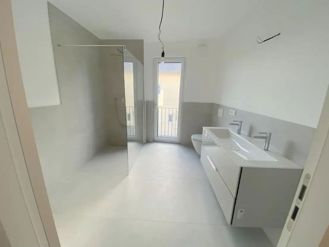 Pronájem bytu 3+1 70 m², Bietigheim, Bádensko-Württembersko Pronájem bytu 3+1 70 m², Bietigheim, Bádensko-Württembersko