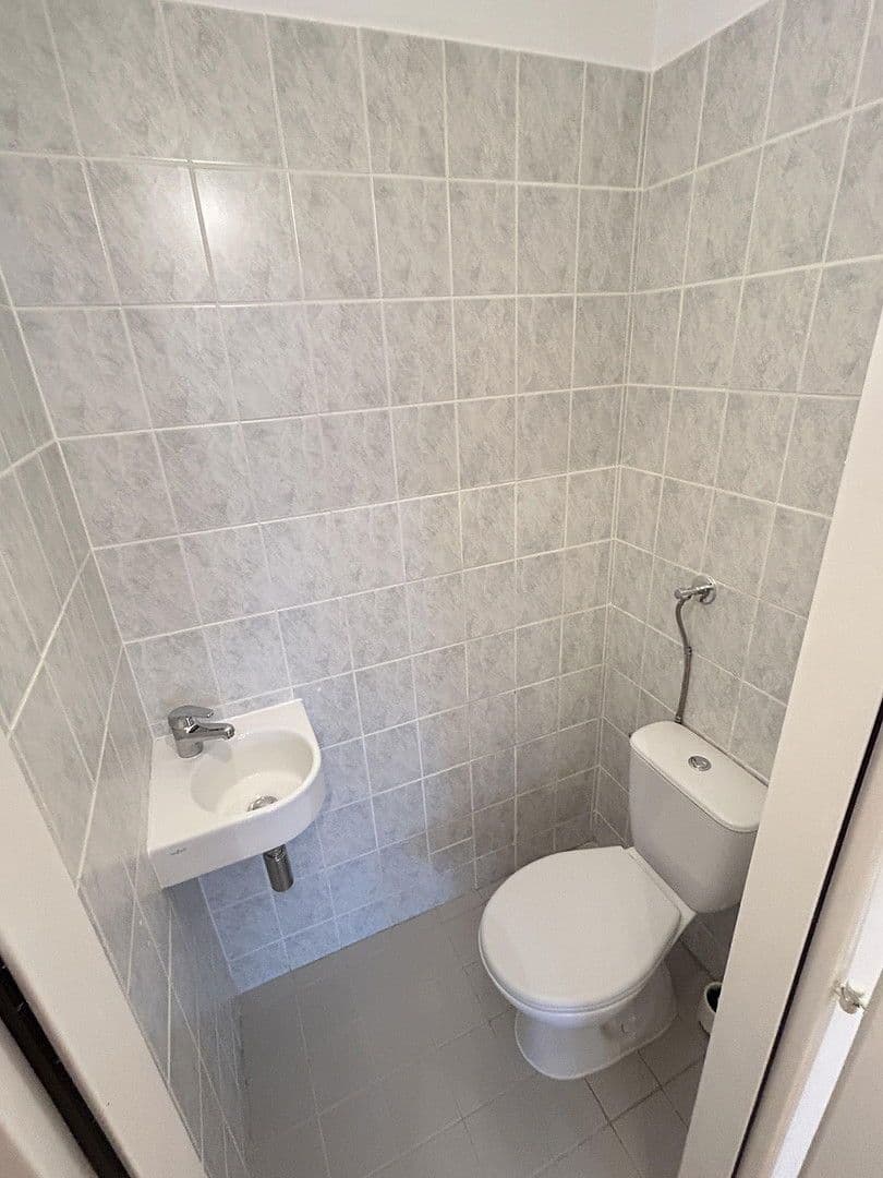 Pronájem bytu 2+1 48 m², Anningerstrasse 32, Mödling, Dolní Rakousko Pronájem bytu 2+1 48 m², Anningerstrasse 32, Mödling, Dolní Rakousko