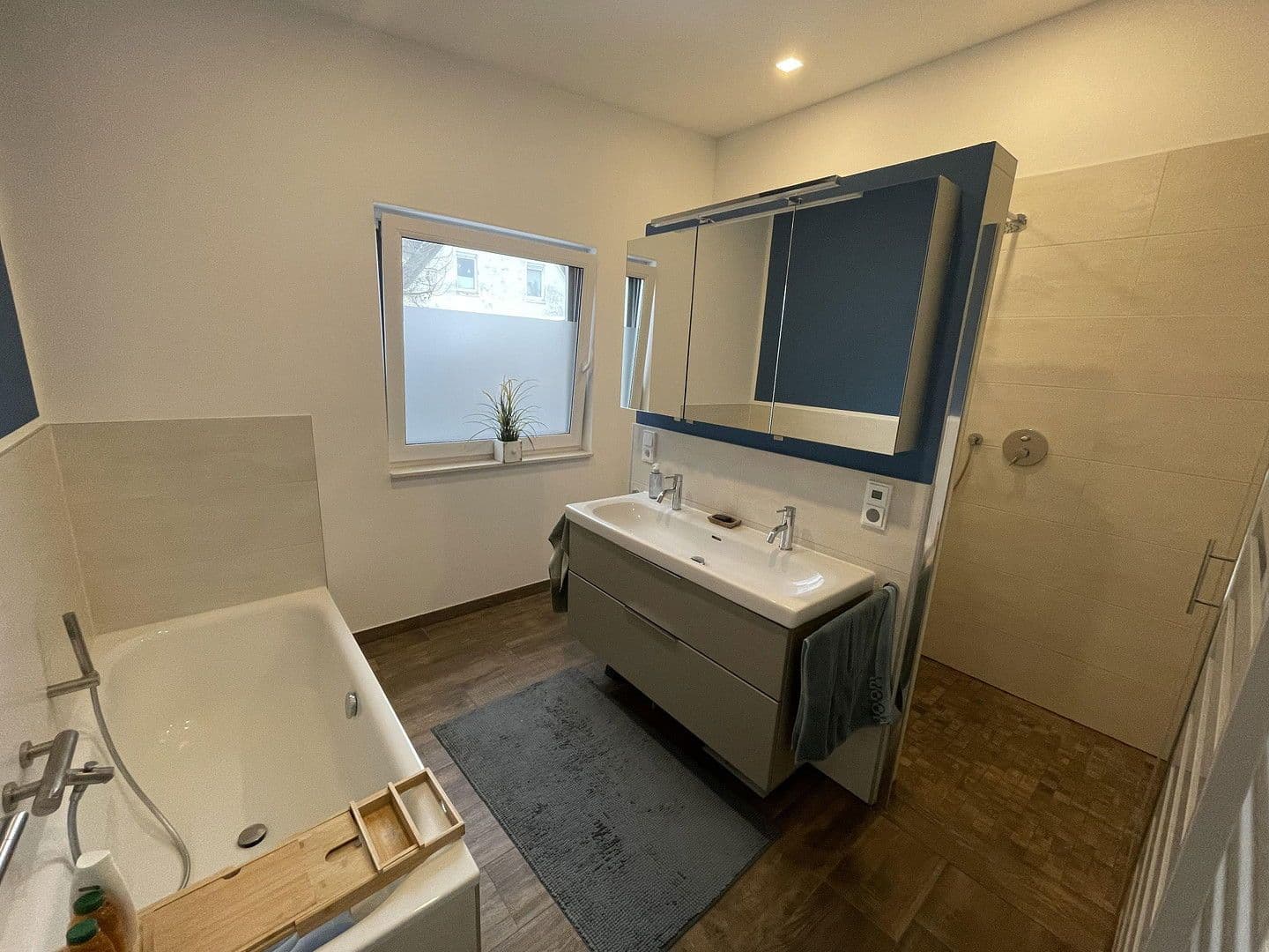 Prodej domu 150 m², pozemek 1.000 m², Hille, Severní Porýní-Vestfálsko Prodej domu 150 m², pozemek 1.000 m², Hille, Severní Porýní-Vestfálsko