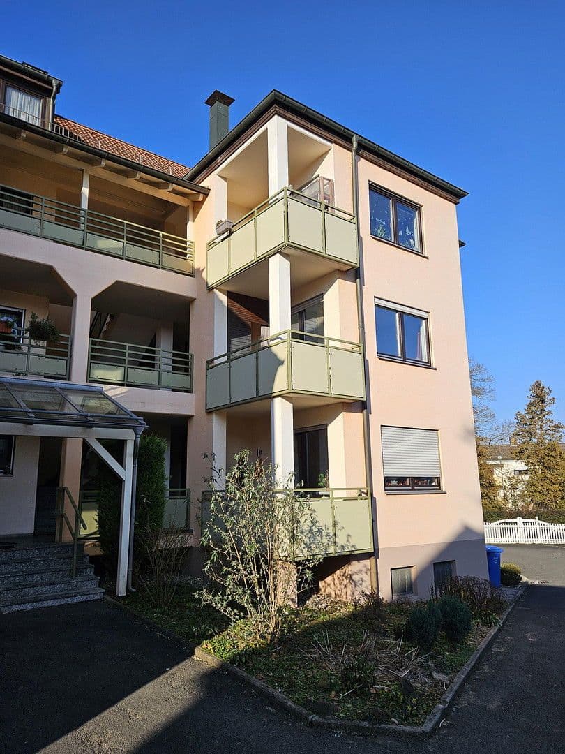 Pronájem bytu 2+1 51 m², Alte Bahnhofstr. 22, Neustadt an der Aisch, Bavorsko Pronájem bytu 2+1 51 m², Alte Bahnhofstr. 22, Neustadt an der Aisch, Bavorsko