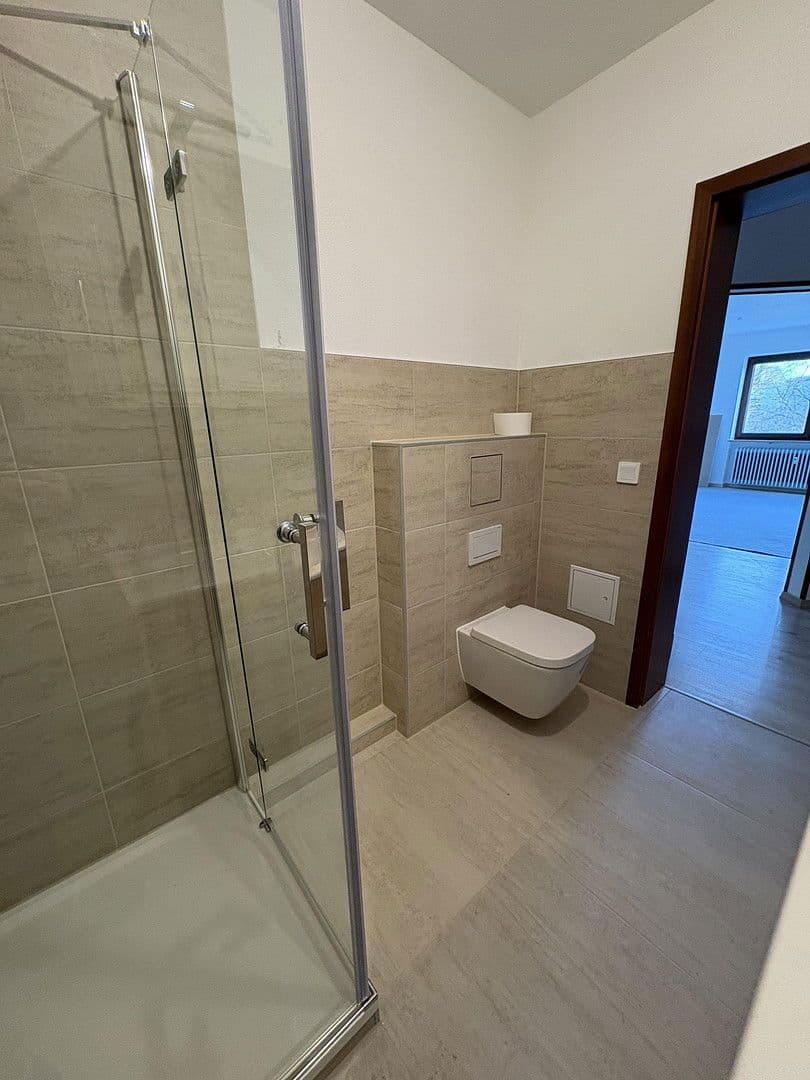 Pronájem bytu 2+1 51 m², Alte Bahnhofstr. 22, Neustadt an der Aisch, Bavorsko Pronájem bytu 2+1 51 m², Alte Bahnhofstr. 22, Neustadt an der Aisch, Bavorsko