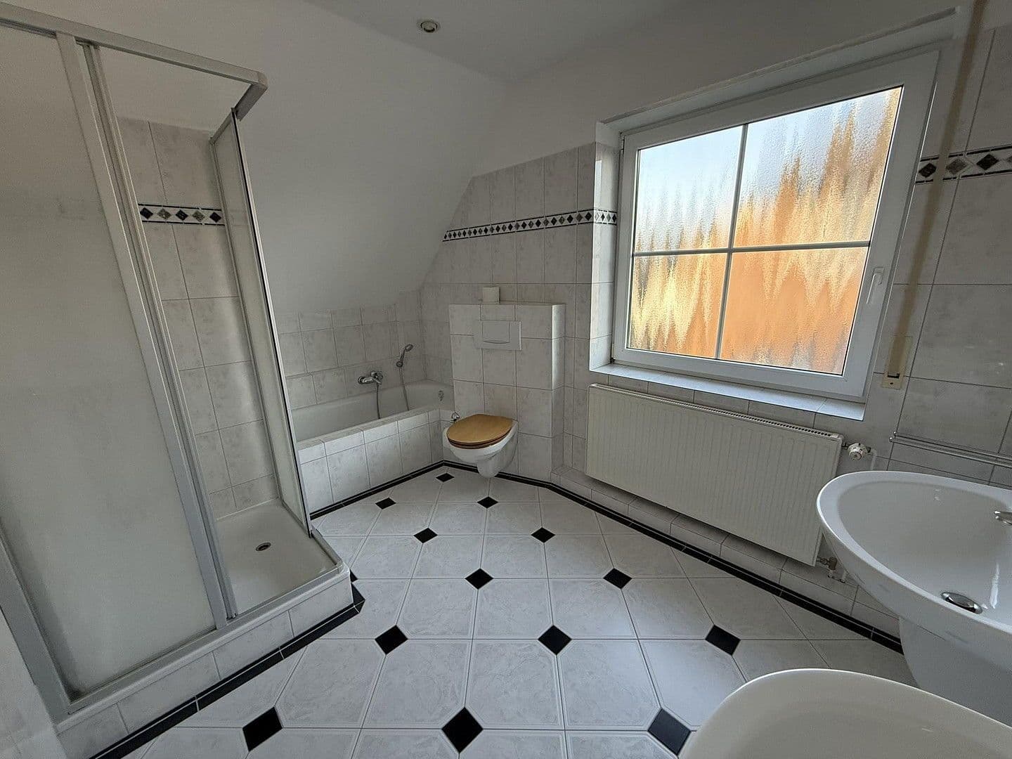 Prodej domu 130 m², pozemek 517 m², Eielkampsweg 27, Halstenbek, Šlesvicko-Holštýnsko Prodej domu 130 m², pozemek 517 m², Eielkampsweg 27, Halstenbek, Šlesvicko-Holštýnsko