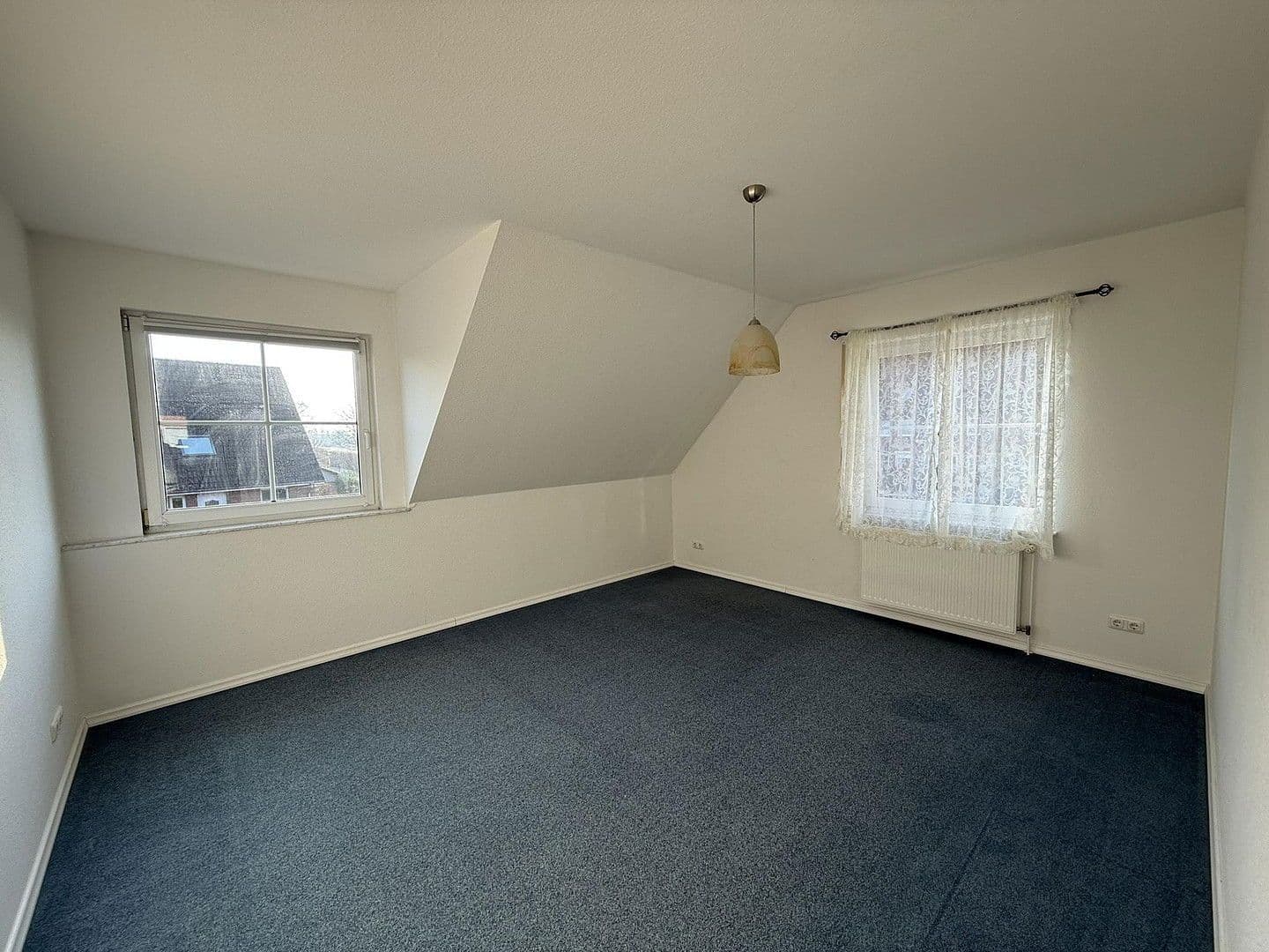 Prodej domu 130 m², pozemek 517 m², Eielkampsweg 27, Halstenbek, Šlesvicko-Holštýnsko Prodej domu 130 m², pozemek 517 m², Eielkampsweg 27, Halstenbek, Šlesvicko-Holštýnsko