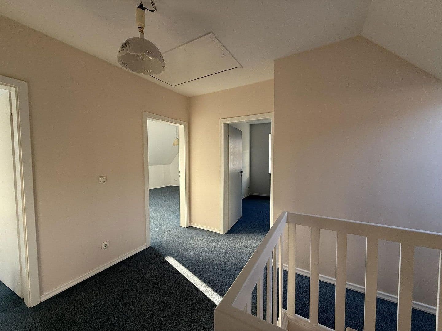 Prodej domu 130 m², pozemek 517 m², Eielkampsweg 27, Halstenbek, Šlesvicko-Holštýnsko Prodej domu 130 m², pozemek 517 m², Eielkampsweg 27, Halstenbek, Šlesvicko-Holštýnsko