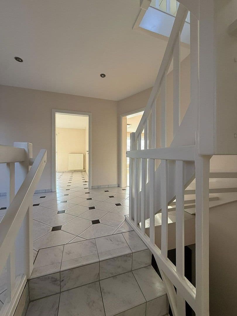 Prodej domu 130 m², pozemek 517 m², Eielkampsweg 27, Halstenbek, Šlesvicko-Holštýnsko Prodej domu 130 m², pozemek 517 m², Eielkampsweg 27, Halstenbek, Šlesvicko-Holštýnsko