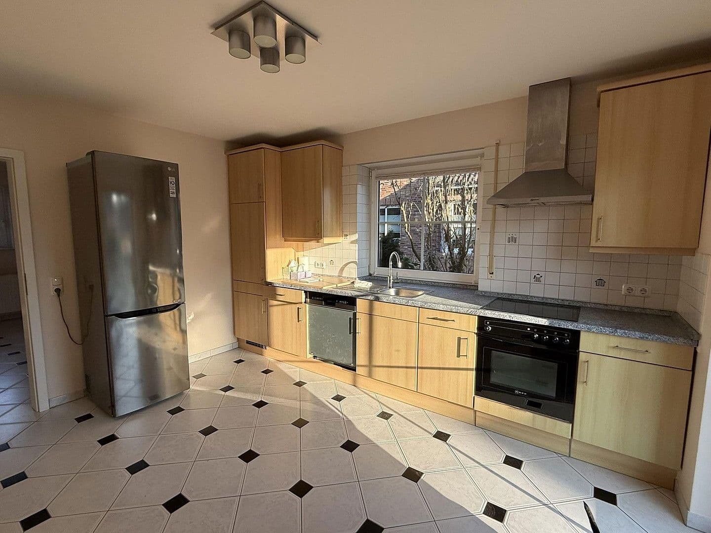 Prodej domu 130 m², pozemek 517 m², Eielkampsweg 27, Halstenbek, Šlesvicko-Holštýnsko Prodej domu 130 m², pozemek 517 m², Eielkampsweg 27, Halstenbek, Šlesvicko-Holštýnsko