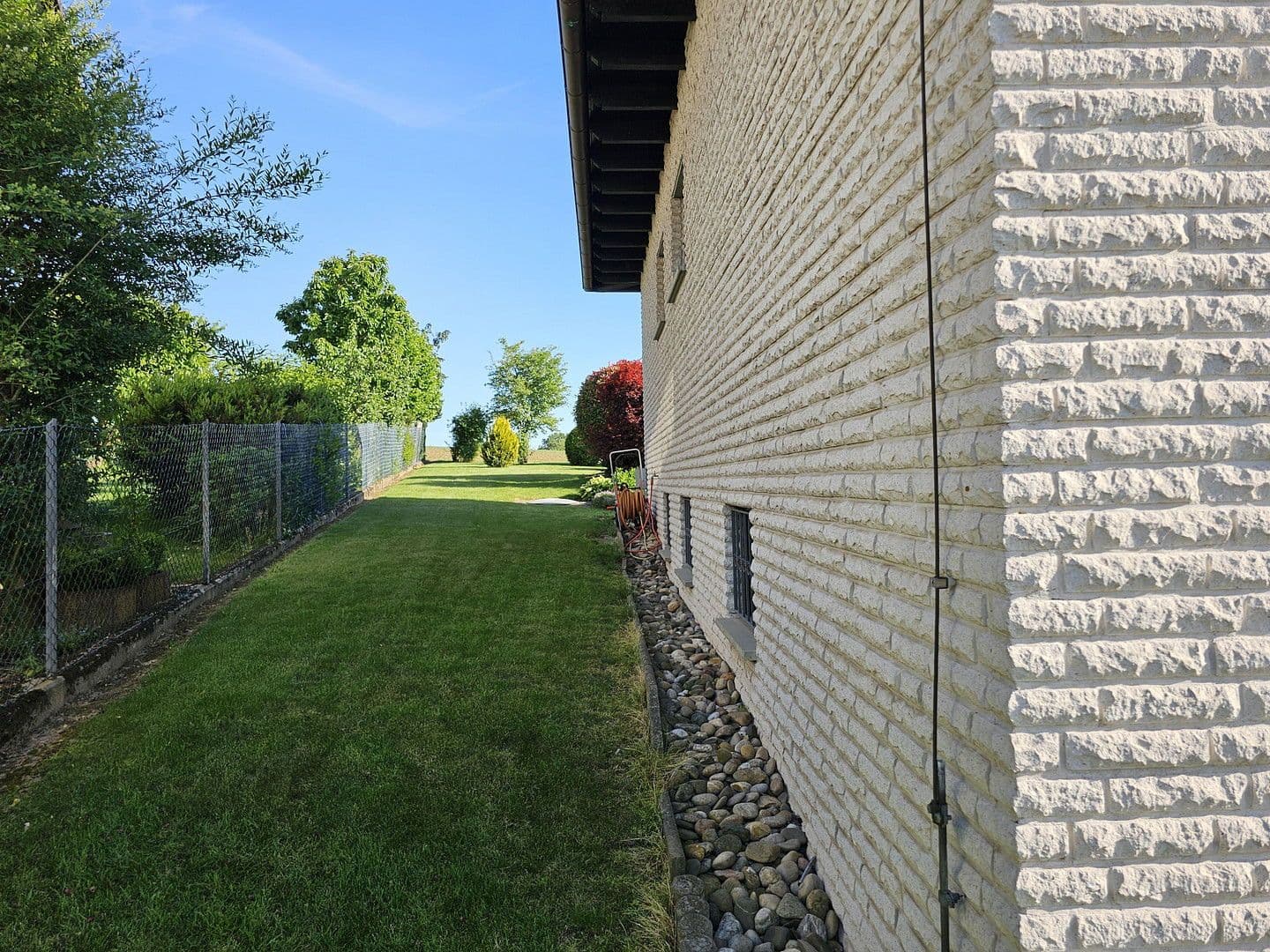 Prodej domu 203 m², pozemek 873 m², Büdingen, Hessen Prodej domu 203 m², pozemek 873 m², Büdingen, Hessen