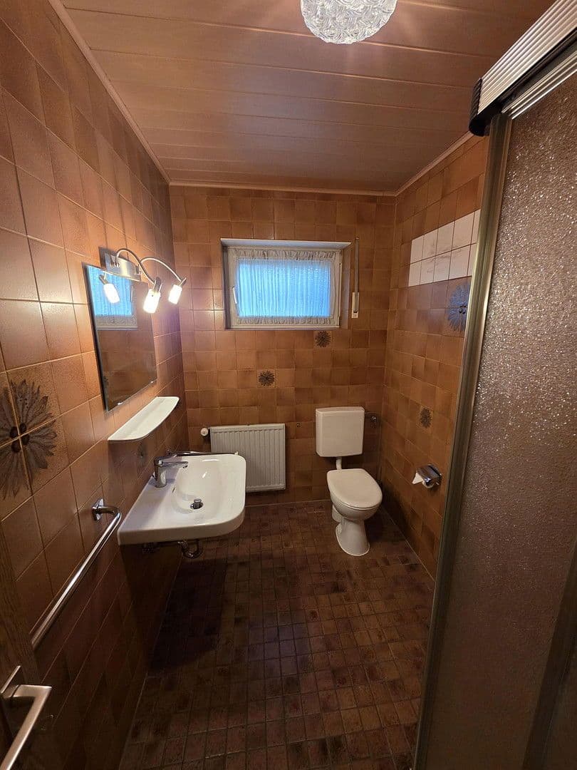 Prodej domu 203 m², pozemek 873 m², Büdingen, Hessen Prodej domu 203 m², pozemek 873 m², Büdingen, Hessen