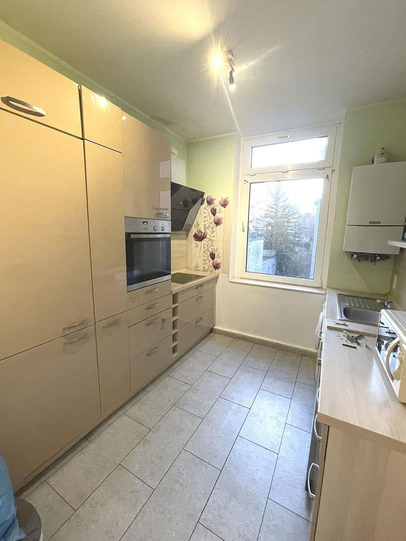 Pronájem bytu 3+1 80 m², Schleswiegerstr. 72, Wuppertal, Severní Porýní-Vestfálsko Pronájem bytu 3+1 80 m², Schleswiegerstr. 72, Wuppertal, Severní Porýní-Vestfálsko