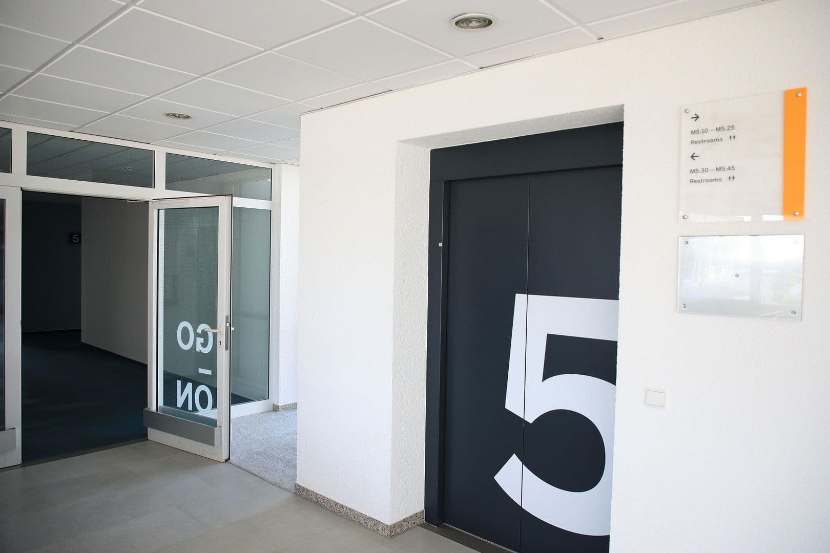 Pronájem kanceláře 630 m², Dietmar-Hopp-Allee 23, Walldorf, Bádensko-Württembersko Pronájem kanceláře 630 m², Dietmar-Hopp-Allee 23, Walldorf, Bádensko-Württembersko