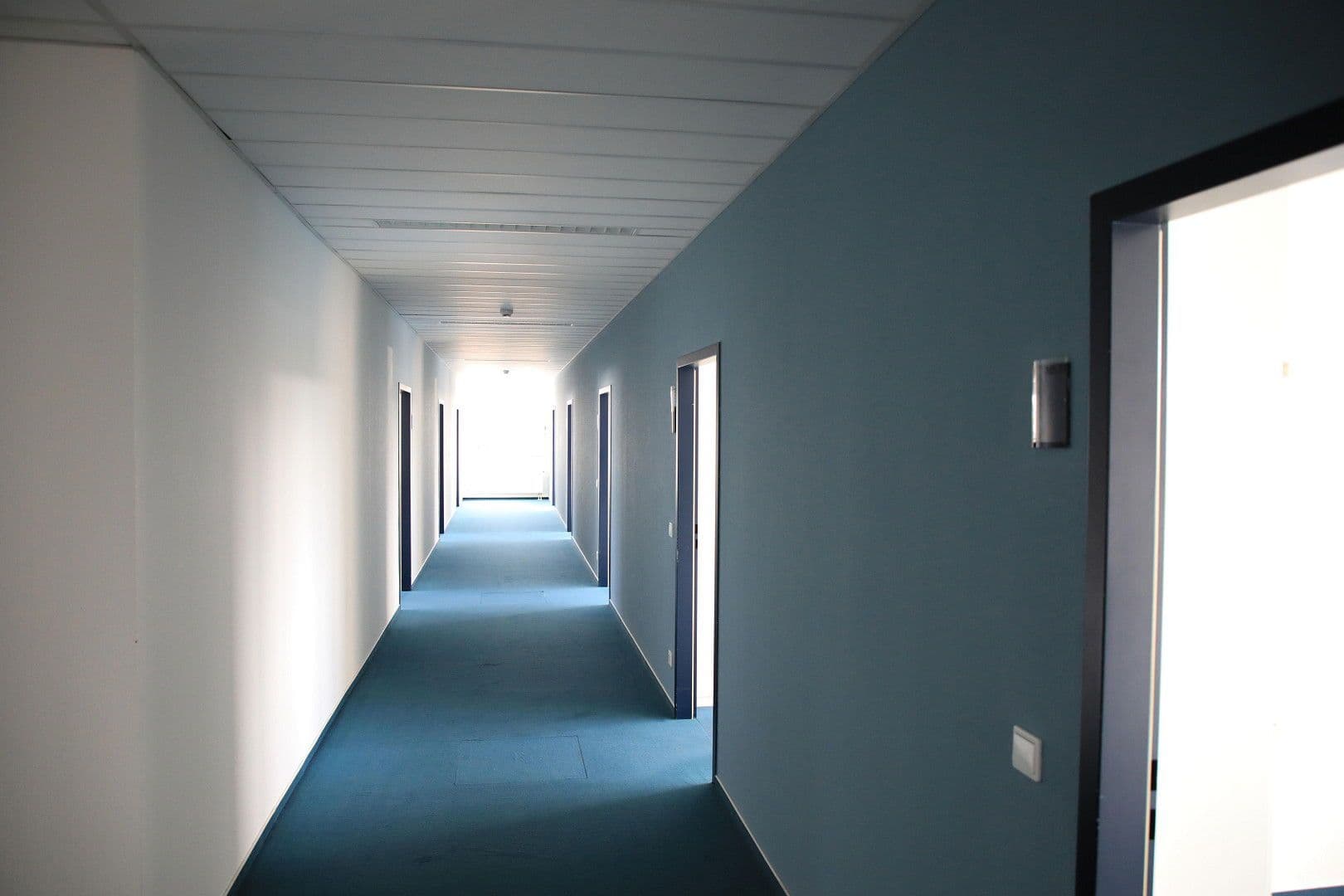 Pronájem kanceláře 630 m², Dietmar-Hopp-Allee 23, Walldorf, Bádensko-Württembersko Pronájem kanceláře 630 m², Dietmar-Hopp-Allee 23, Walldorf, Bádensko-Württembersko