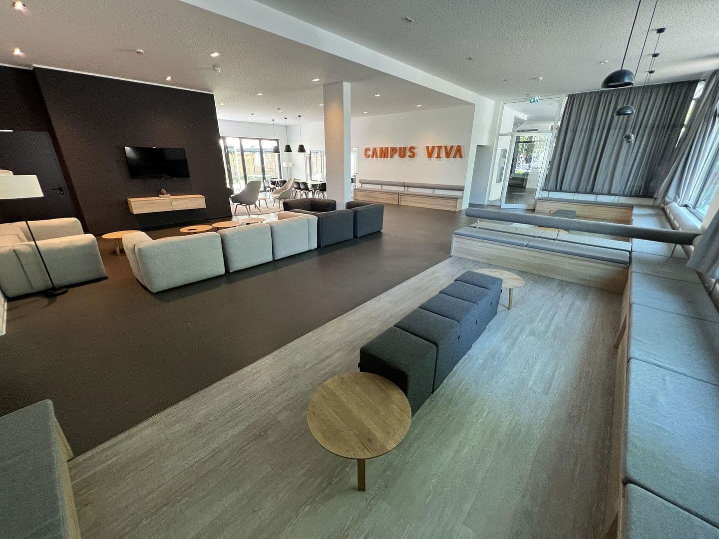 Pronájem bytu 1+1 20 m², Koloniestr 11-12, Berlin, Berlín Pronájem bytu 1+1 20 m², Koloniestr 11-12, Berlin, Berlín