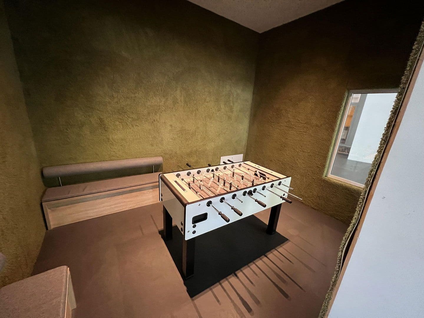 Pronájem bytu 1+1 20 m², Koloniestr 11-12, Berlin, Berlín Pronájem bytu 1+1 20 m², Koloniestr 11-12, Berlin, Berlín