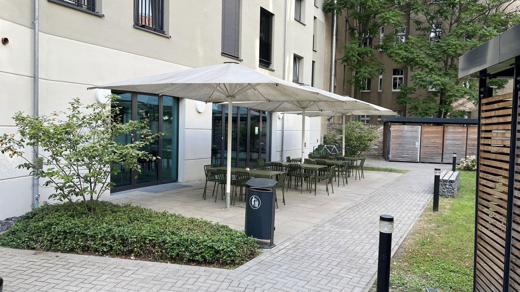 Pronájem bytu 1+1 20 m², Koloniestr 11-12, Berlin, Berlín Pronájem bytu 1+1 20 m², Koloniestr 11-12, Berlin, Berlín