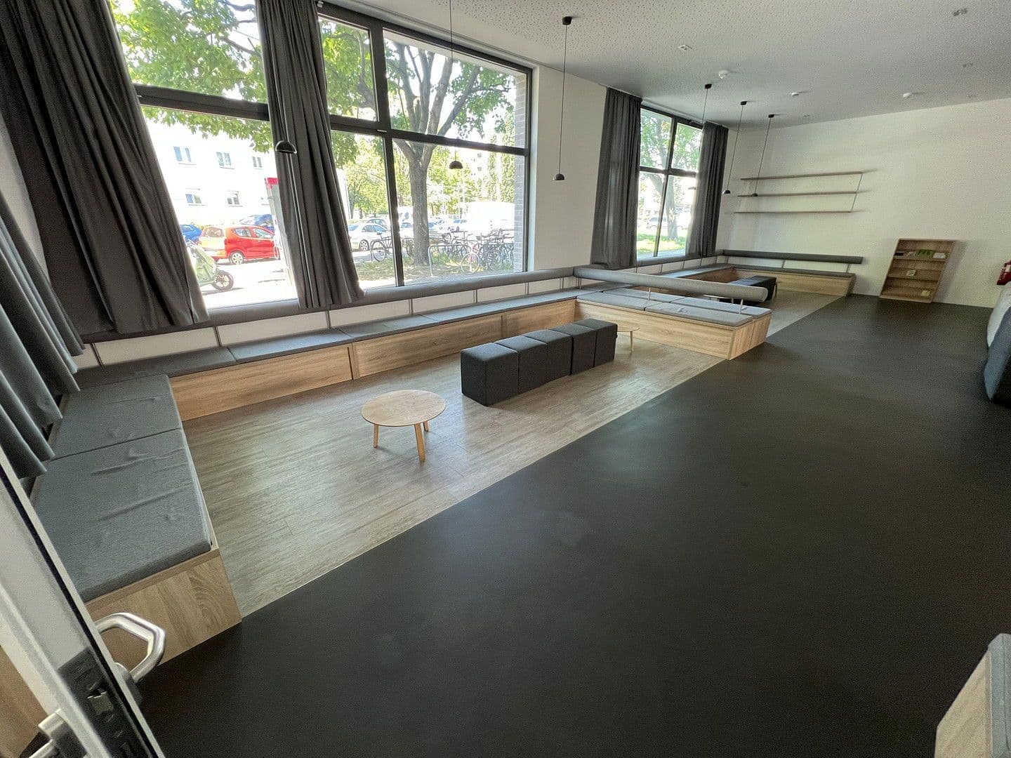 Pronájem bytu 1+1 20 m², Koloniestr 11-12, Berlin, Berlín Pronájem bytu 1+1 20 m², Koloniestr 11-12, Berlin, Berlín