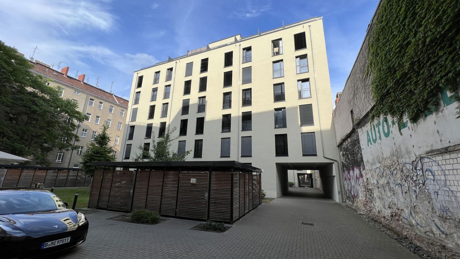 Pronájem bytu 1+1 20 m², Koloniestr 11-12, Berlin, Berlín Pronájem bytu 1+1 20 m², Koloniestr 11-12, Berlin, Berlín