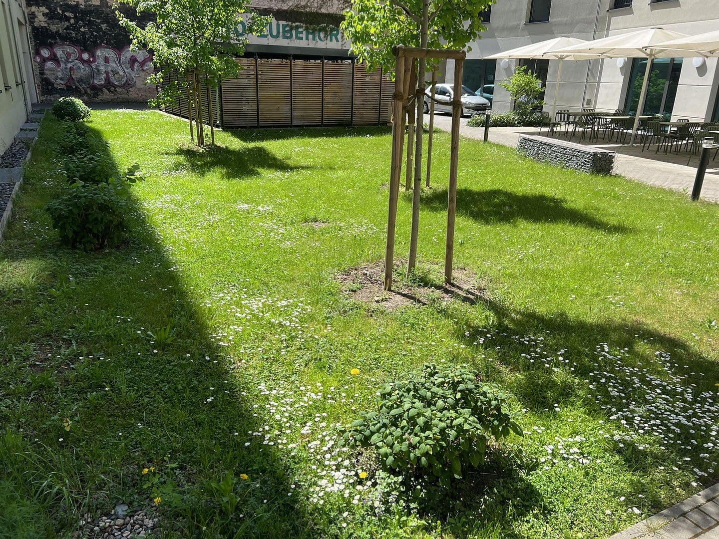 Pronájem bytu 1+1 20 m², Koloniestr 11-12, Berlin, Berlín Pronájem bytu 1+1 20 m², Koloniestr 11-12, Berlin, Berlín