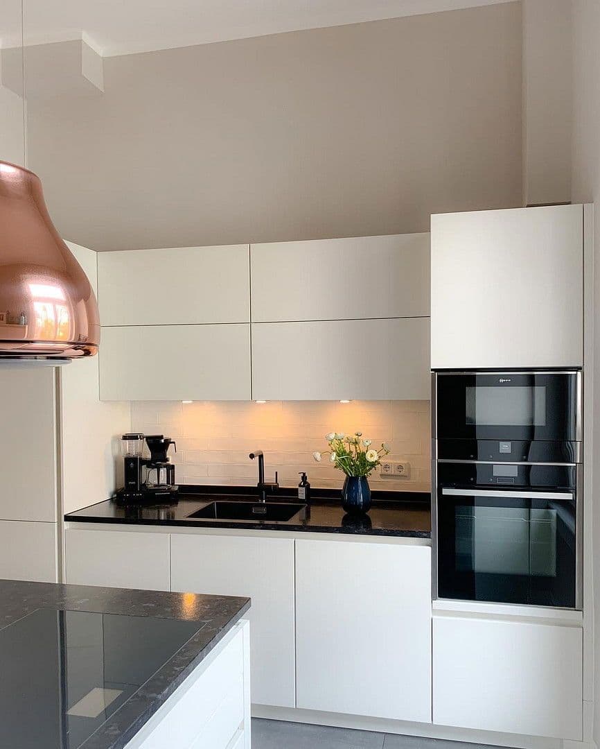 Pronájem bytu 4+1 160 m², Frankfurt, Hessen Pronájem bytu 4+1 160 m², Frankfurt, Hessen