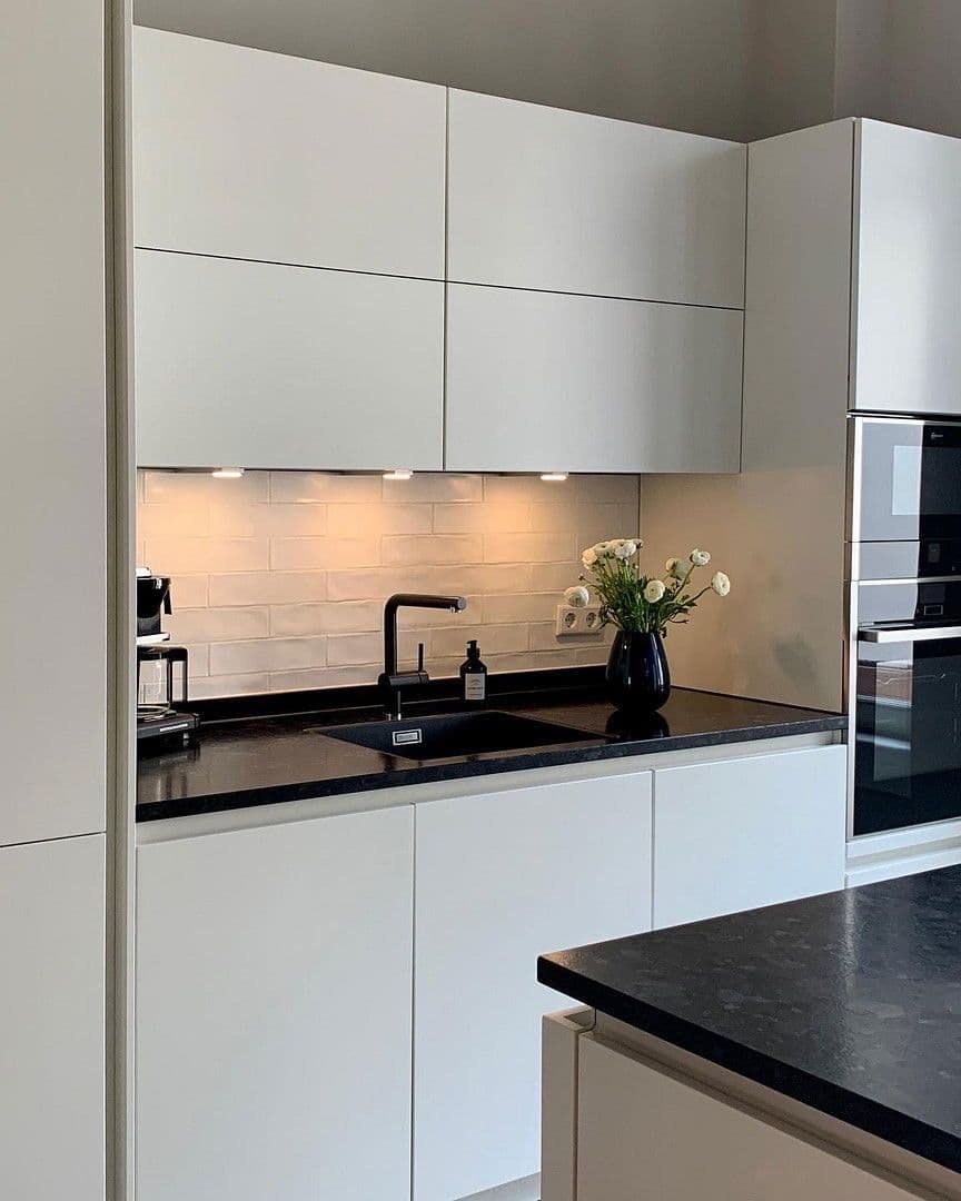 Pronájem bytu 4+1 160 m², Frankfurt, Hessen Pronájem bytu 4+1 160 m², Frankfurt, Hessen