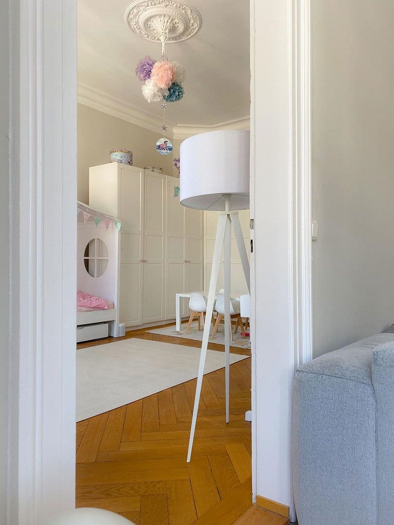 Pronájem bytu 4+1 160 m², Frankfurt, Hessen Pronájem bytu 4+1 160 m², Frankfurt, Hessen