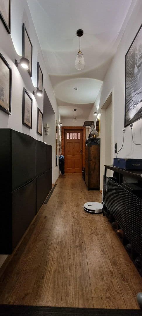 Prodej bytu 3+1 100 m², Berlin, Berlín Prodej bytu 3+1 100 m², Berlin, Berlín