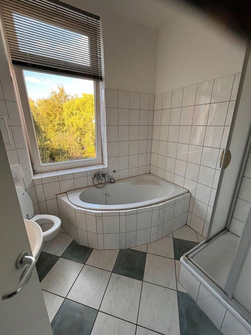 Pronájem bytu 2+1 58 m², Rostock, Mecklenburg-Vorpommern Pronájem bytu 2+1 58 m², Rostock, Mecklenburg-Vorpommern