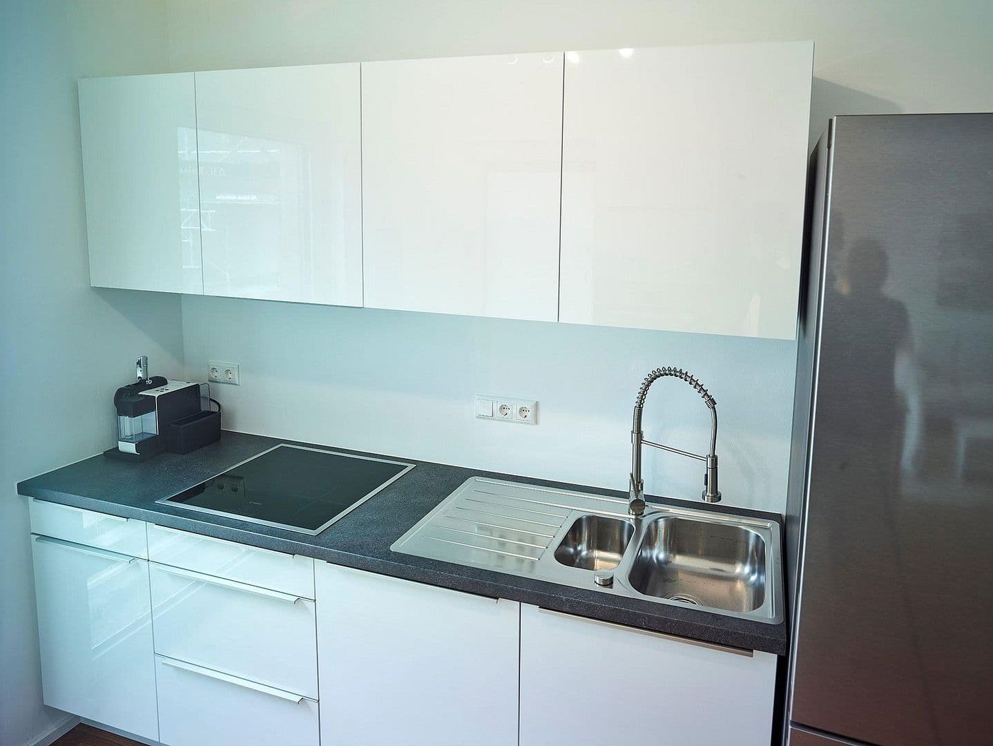 Pronájem bytu 3+1 103 m², Moltkestr. 118, Köln, Severní Porýní-Vestfálsko Pronájem bytu 3+1 103 m², Moltkestr. 118, Köln, Severní Porýní-Vestfálsko