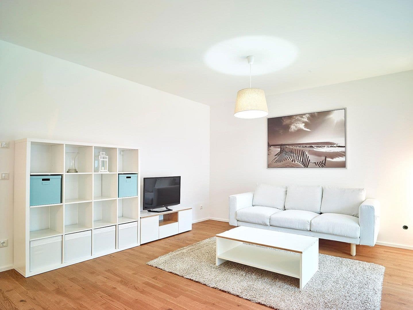 Pronájem bytu 3+1 103 m², Moltkestr. 118, Köln, Severní Porýní-Vestfálsko Pronájem bytu 3+1 103 m², Moltkestr. 118, Köln, Severní Porýní-Vestfálsko