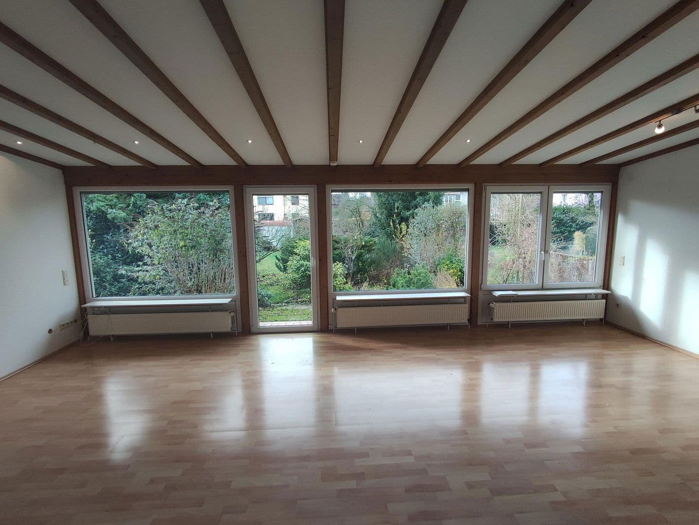 Prodej domu 120 m², pozemek 543 m², Otawistr. 12, Duisburg, Severní Porýní-Vestfálsko Prodej domu 120 m², pozemek 543 m², Otawistr. 12, Duisburg, Severní Porýní-Vestfálsko