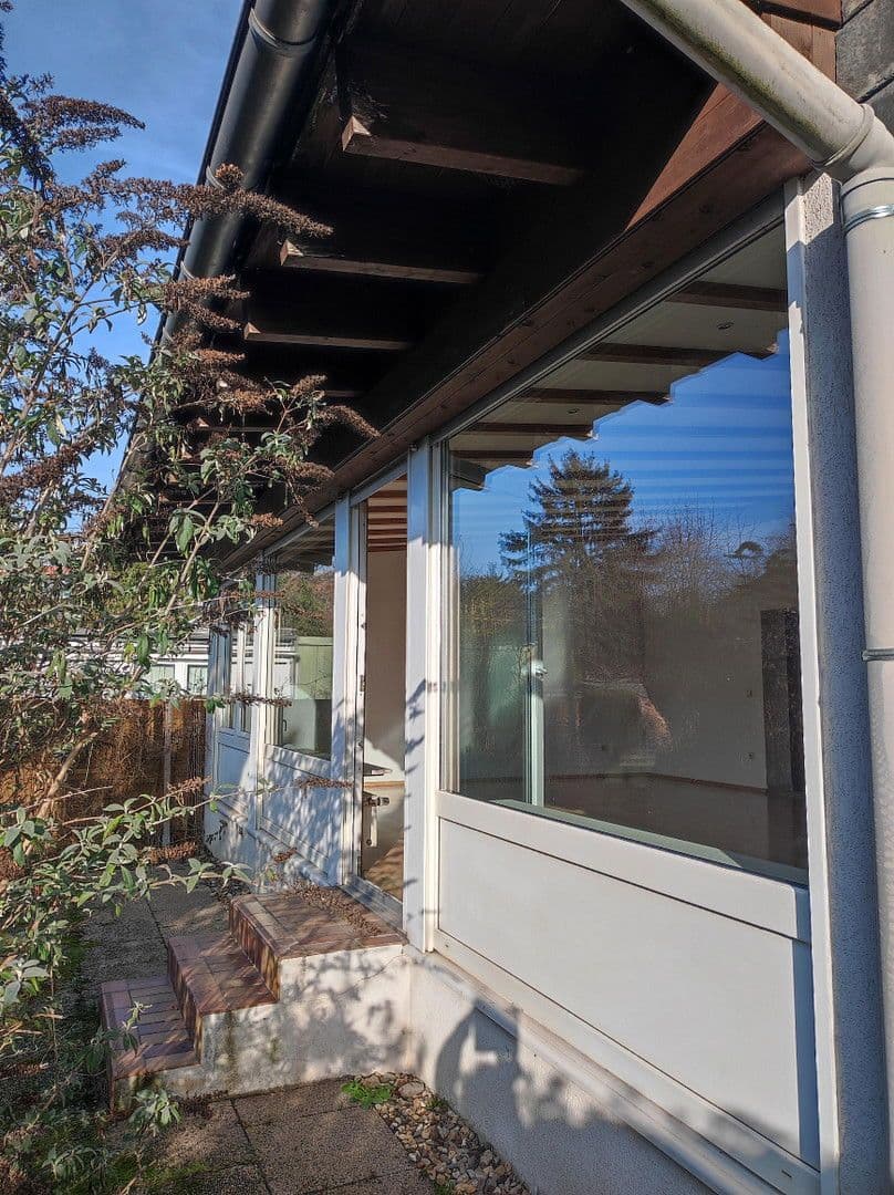 Prodej domu 120 m², pozemek 543 m², Otawistr. 12, Duisburg, Severní Porýní-Vestfálsko Prodej domu 120 m², pozemek 543 m², Otawistr. 12, Duisburg, Severní Porýní-Vestfálsko