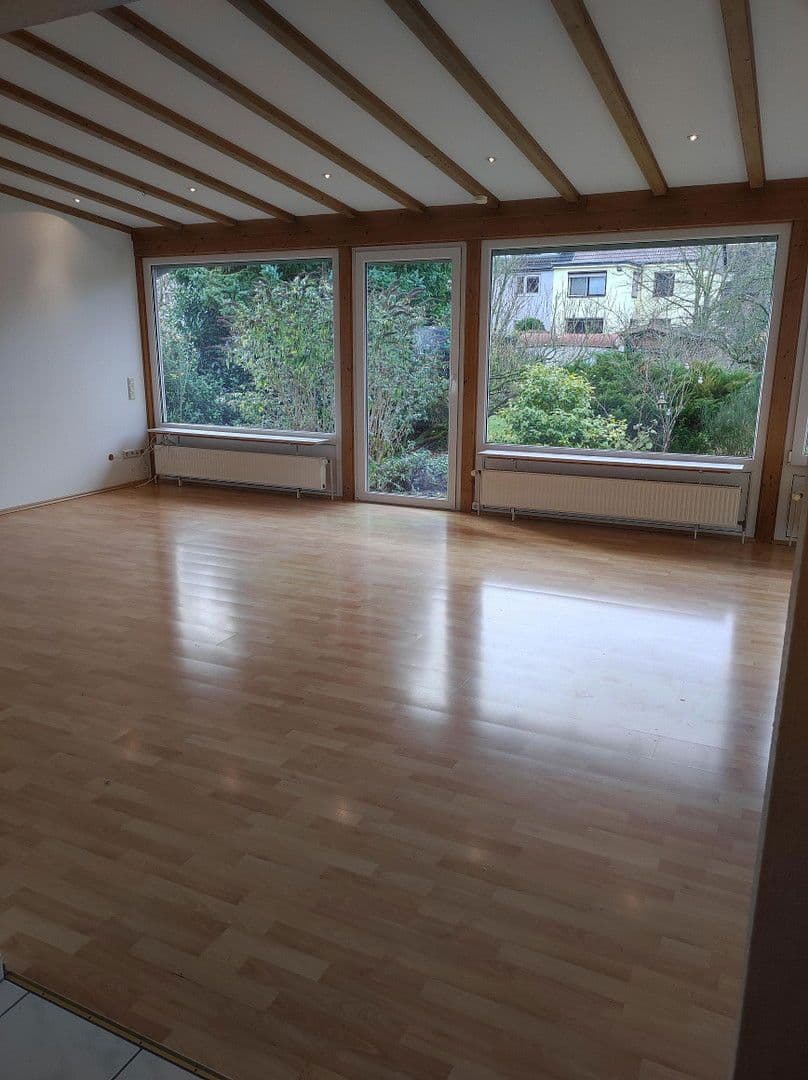 Prodej domu 120 m², pozemek 543 m², Otawistr. 12, Duisburg, Severní Porýní-Vestfálsko Prodej domu 120 m², pozemek 543 m², Otawistr. 12, Duisburg, Severní Porýní-Vestfálsko
