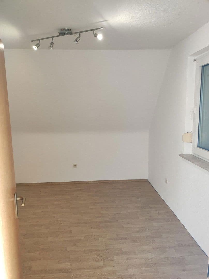 Prodej domu 120 m², pozemek 543 m², Otawistr. 12, Duisburg, Severní Porýní-Vestfálsko Prodej domu 120 m², pozemek 543 m², Otawistr. 12, Duisburg, Severní Porýní-Vestfálsko