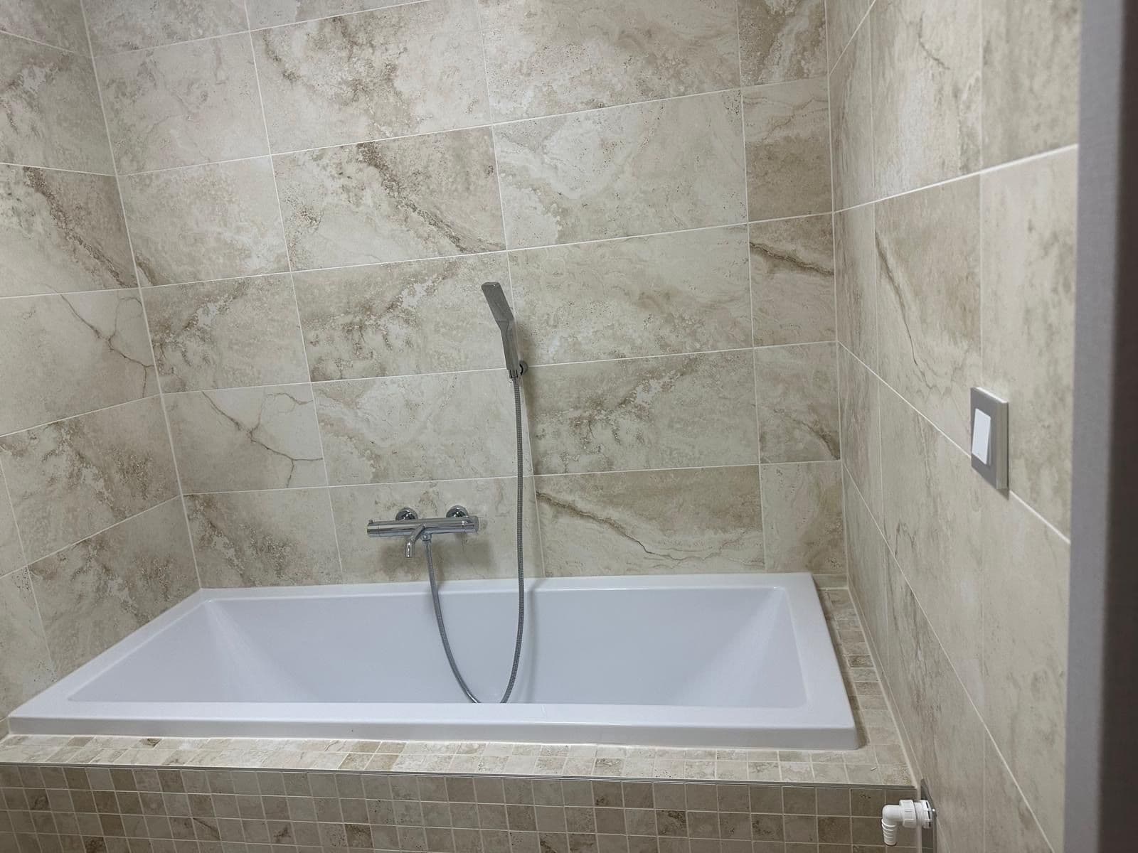 Prodej bytu 3+kk 68 m², Letecká, Libčice nad Vltavou, Středočeský kraj Prodej bytu 3+kk 68 m², Letecká, Libčice nad Vltavou, Středočeský kraj